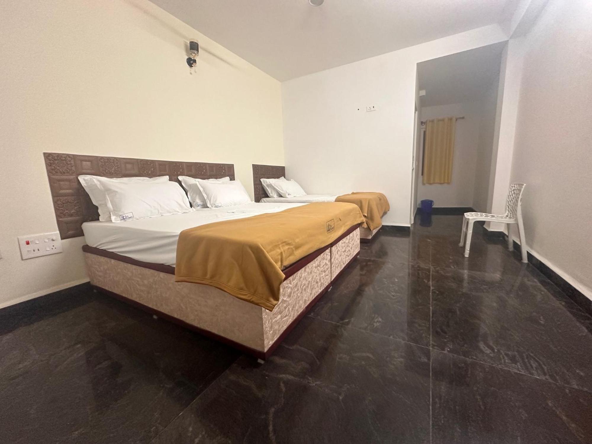 Mps Sai Palace Tiruvannāmalai Eksteriør bilde
